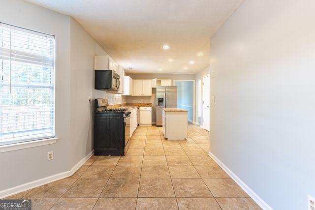 2554 Willenhall Way, Lithonia, GA 30058