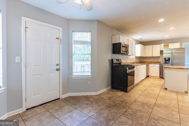 2554 Willenhall Way, Lithonia, GA 30058