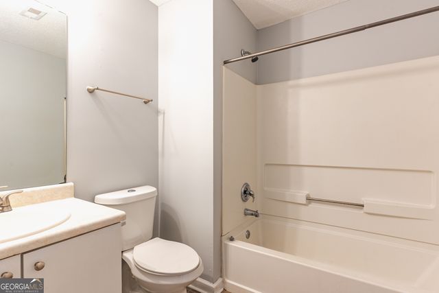 2554 Willenhall Way, Lithonia, GA 30058