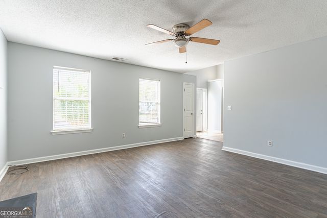 2554 Willenhall Way, Lithonia, GA 30058