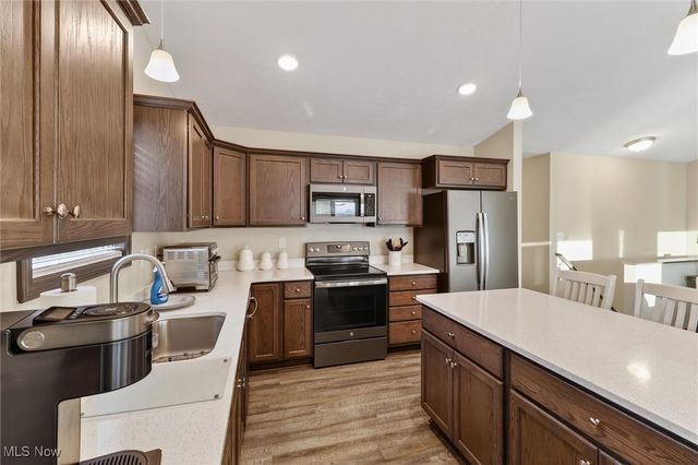 9389 Towpath Trail, Seville, OH 44273