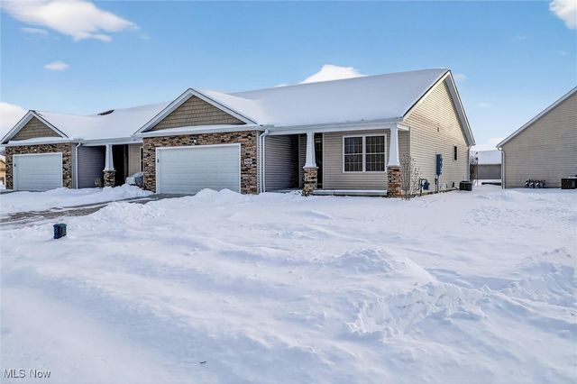 9389 Towpath Trail, Seville, OH 44273