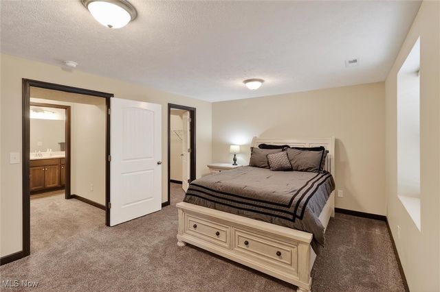 9389 Towpath Trail, Seville, OH 44273