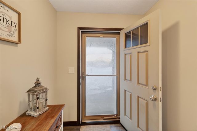 9389 Towpath Trail, Seville, OH 44273