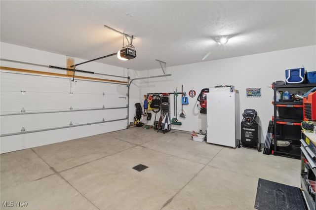 9389 Towpath Trail, Seville, OH 44273