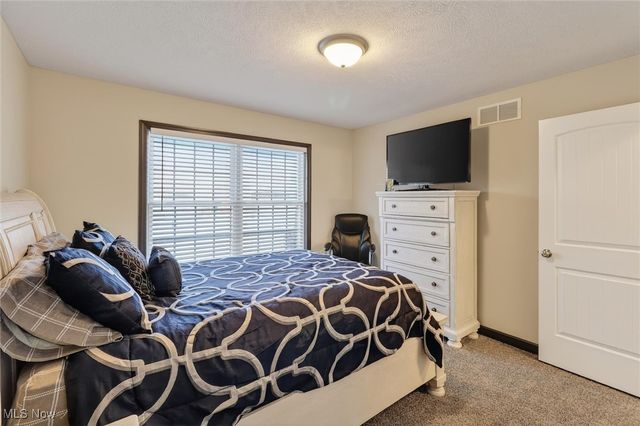 9389 Towpath Trail, Seville, OH 44273