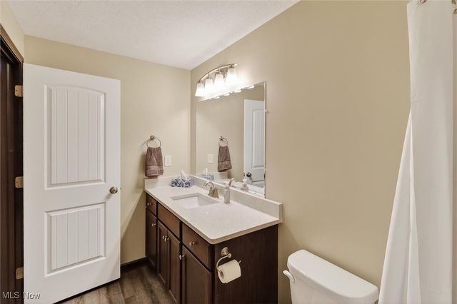 9389 Towpath Trail, Seville, OH 44273