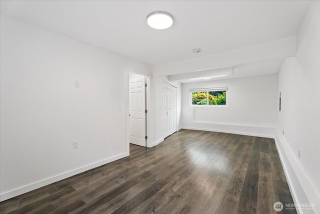 12808 Military Road E, Puyallup, WA 98374