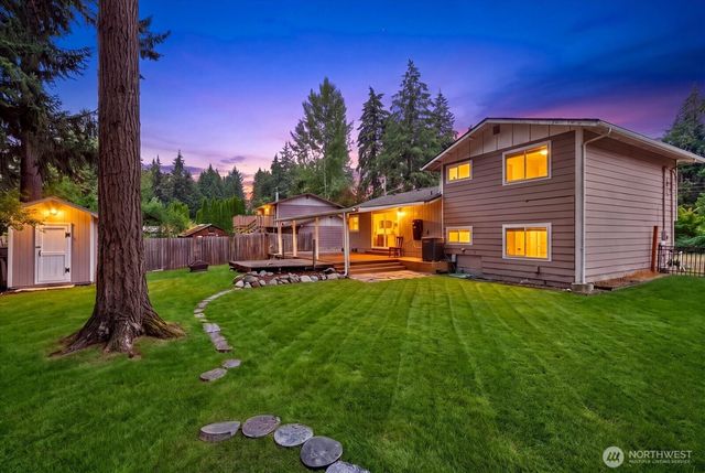 12808 Military Road E, Puyallup, WA 98374