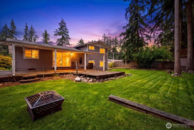 12808 Military Road E, Puyallup, WA 98374