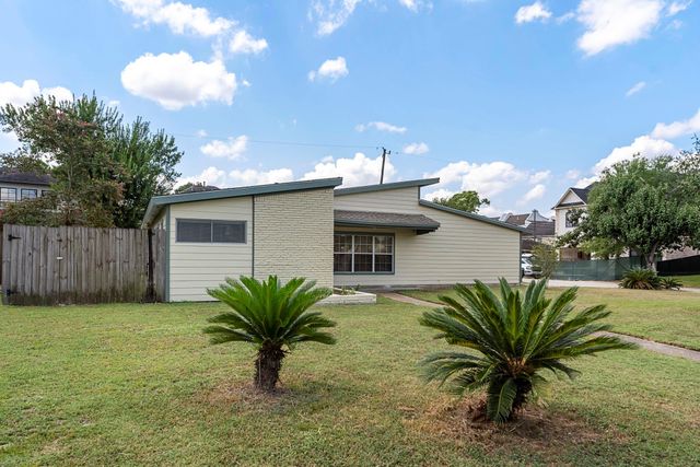 7527 Dearborn Street, Houston, TX 77055