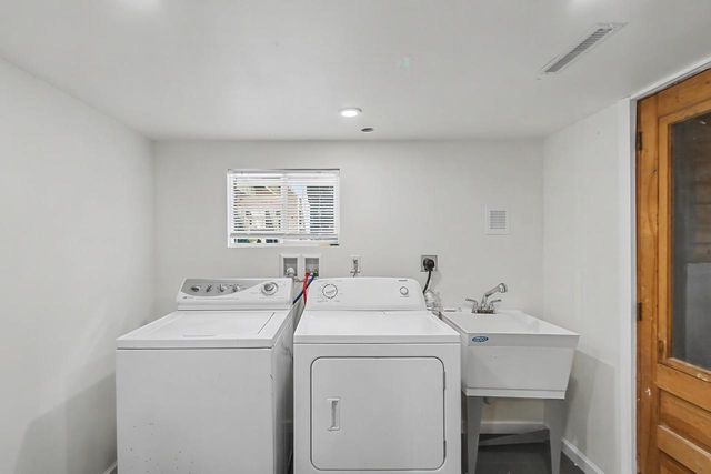 1410 E Road Six, Edgerton, WI 53534