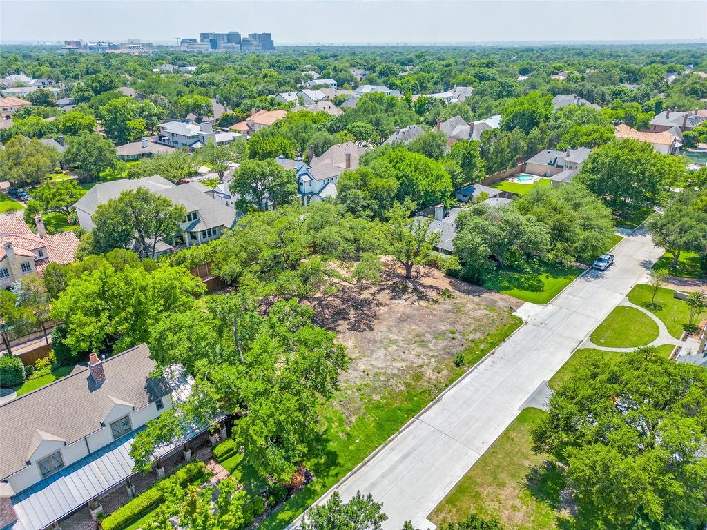 6318 Joyce Way, Dallas, TX 75225
