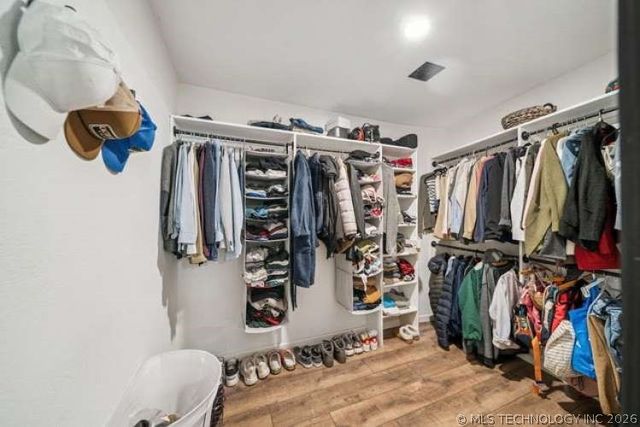 6331 S 90th East Court, Tulsa, OK 74133