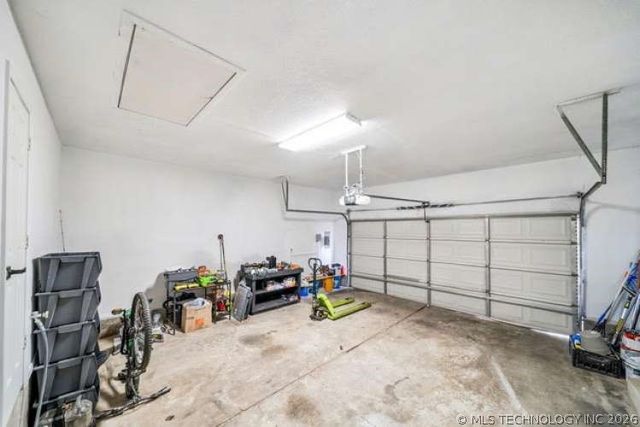 6331 S 90th East Court, Tulsa, OK 74133