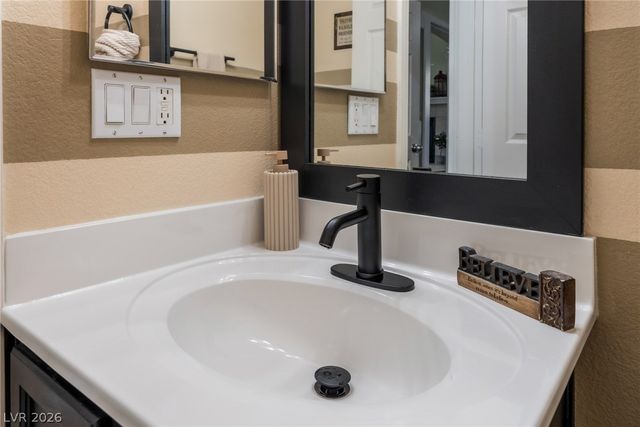 5830 Tipperary Street, Las Vegas, NV 89130