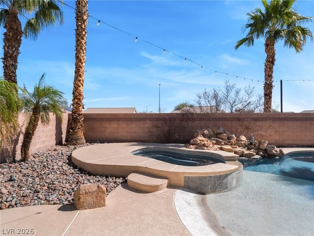 5830 Tipperary Street, Las Vegas, NV 89130