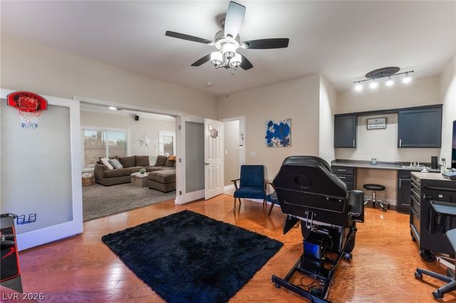 5830 Tipperary Street, Las Vegas, NV 89130