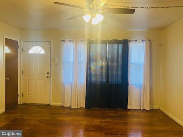 1298 W CORNELL ST, Vineland, NJ 08360