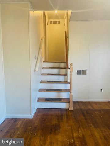 1298 W CORNELL ST, Vineland, NJ 08360