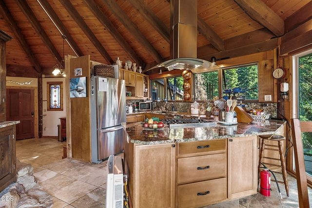 500 Mt Ashland Ski Road, Ashland, OR 97520