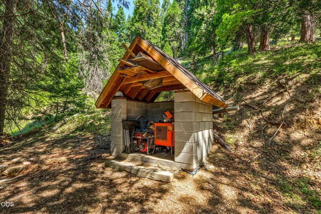 500 Mt Ashland Ski Road, Ashland, OR 97520