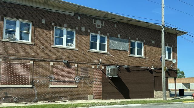3898 Broadway, Gary, IN 46408