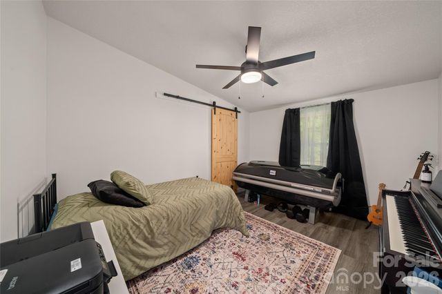 7 Wid Smith Road, Burnsville, NC 28714