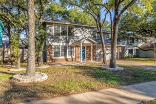 7004 Riverton DR, Austin, TX 78729