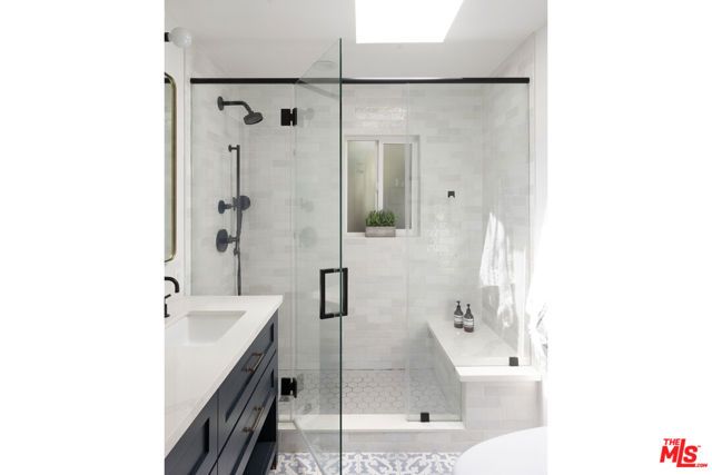 1303 N Evergreen Street, Burbank, CA 91505