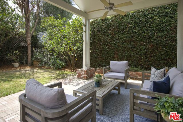 1303 N Evergreen Street, Burbank, CA 91505