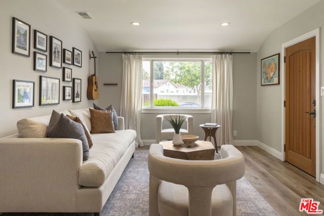 1303 N Evergreen Street, Burbank, CA 91505