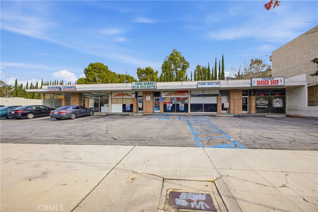 6651 Foothill Boulevard, Tujunga, CA 91042 — exterior