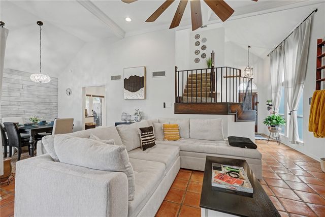 6305 Fitzhugh Dr, Corpus Christi, TX 78414