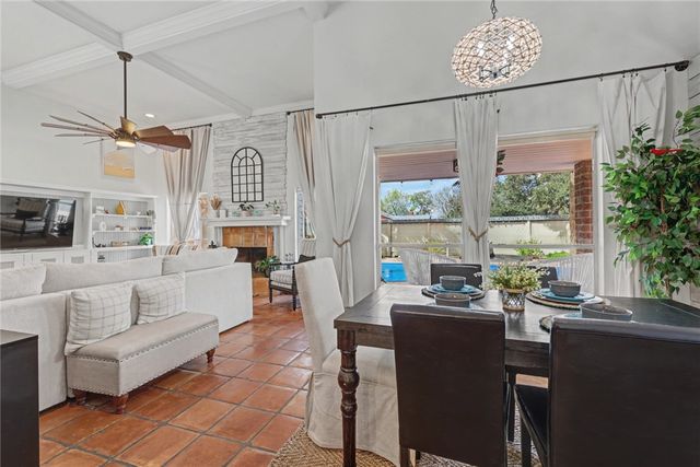 6305 Fitzhugh Dr, Corpus Christi, TX 78414