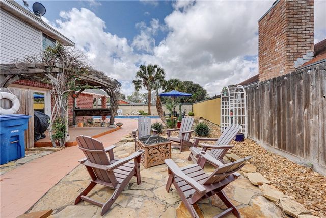 6305 Fitzhugh Dr, Corpus Christi, TX 78414