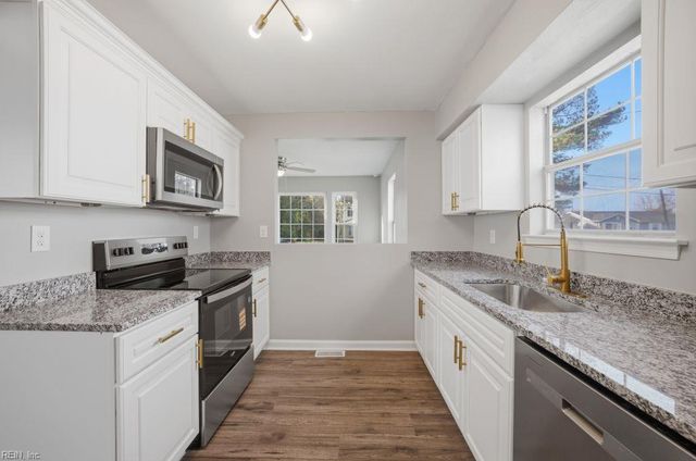 1008 Wolcott AVE, Norfolk, VA 23513