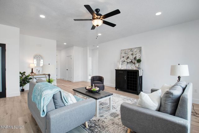 625 Painted Sage Drive, Battle Mountain, NV 89820