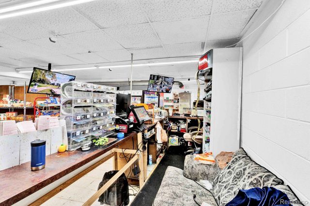 17423 MARTIN Road, Roseville, MI 48066