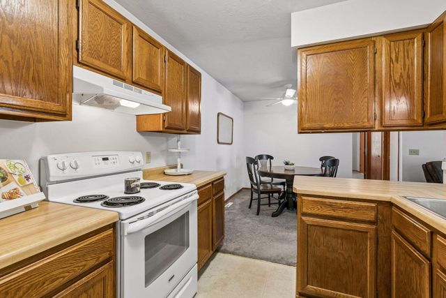 7775 Glenda Court, Apple Valley, MN 55124