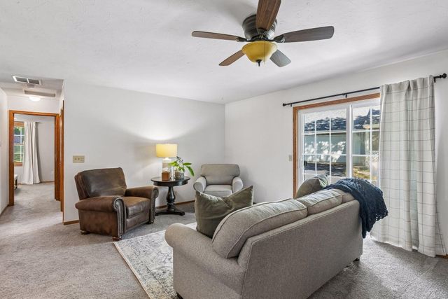 7775 Glenda Court, Apple Valley, MN 55124