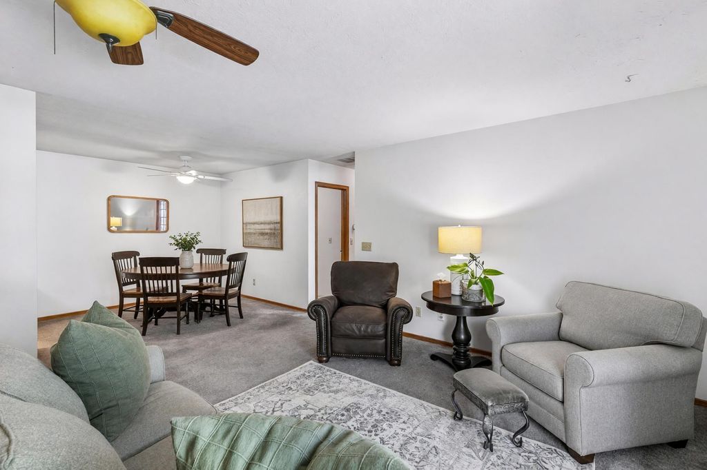 7775 Glenda Court, Apple Valley, MN 55124 — photo 4