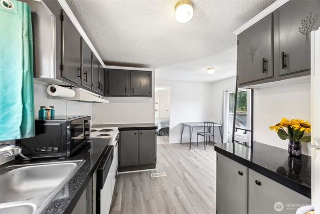 1921 208th Street E #7, Spanaway, WA 98387