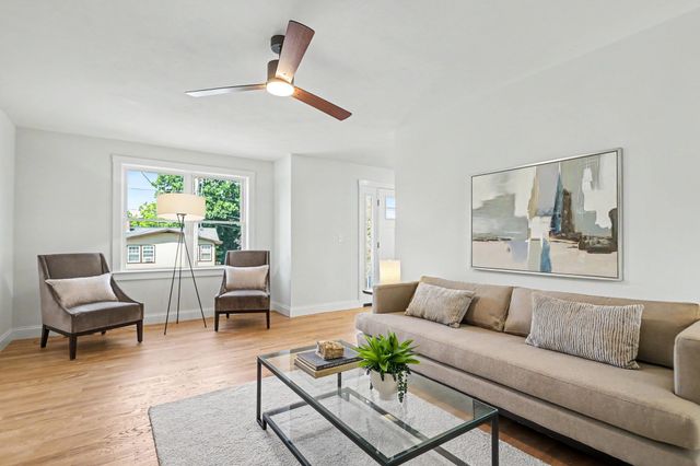 15 Bennington, Haverhill, MA 01832