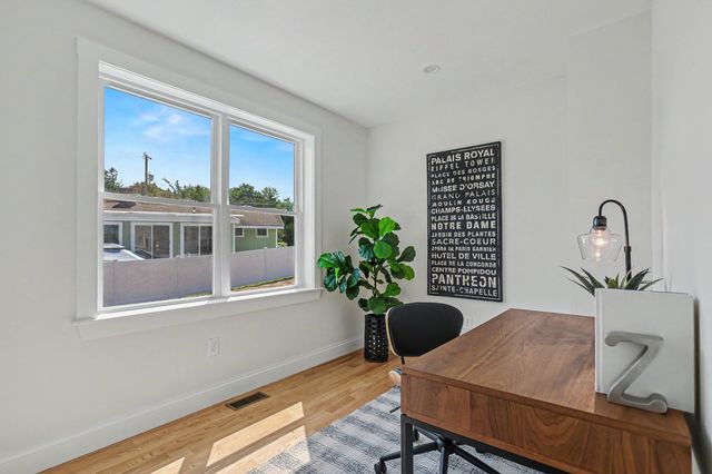 15 Bennington, Haverhill, MA 01832
