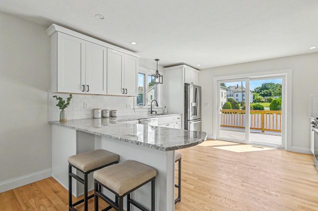 15 Bennington, Haverhill, MA 01832