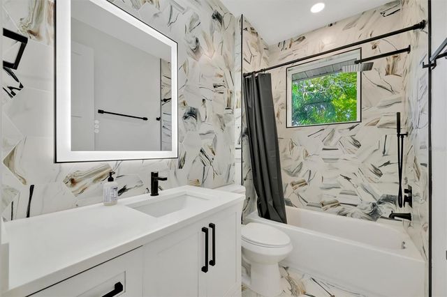 3723 NORWOOD COURT, Sarasota, FL 34234