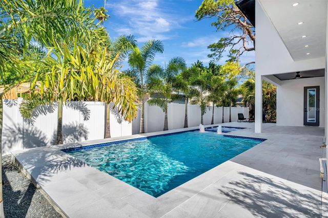 3723 NORWOOD COURT, Sarasota, FL 34234