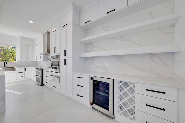 3723 NORWOOD COURT, Sarasota, FL 34234