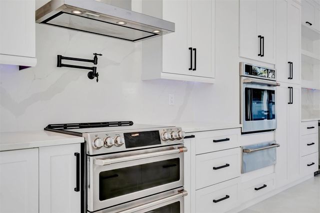 3723 NORWOOD COURT, Sarasota, FL 34234